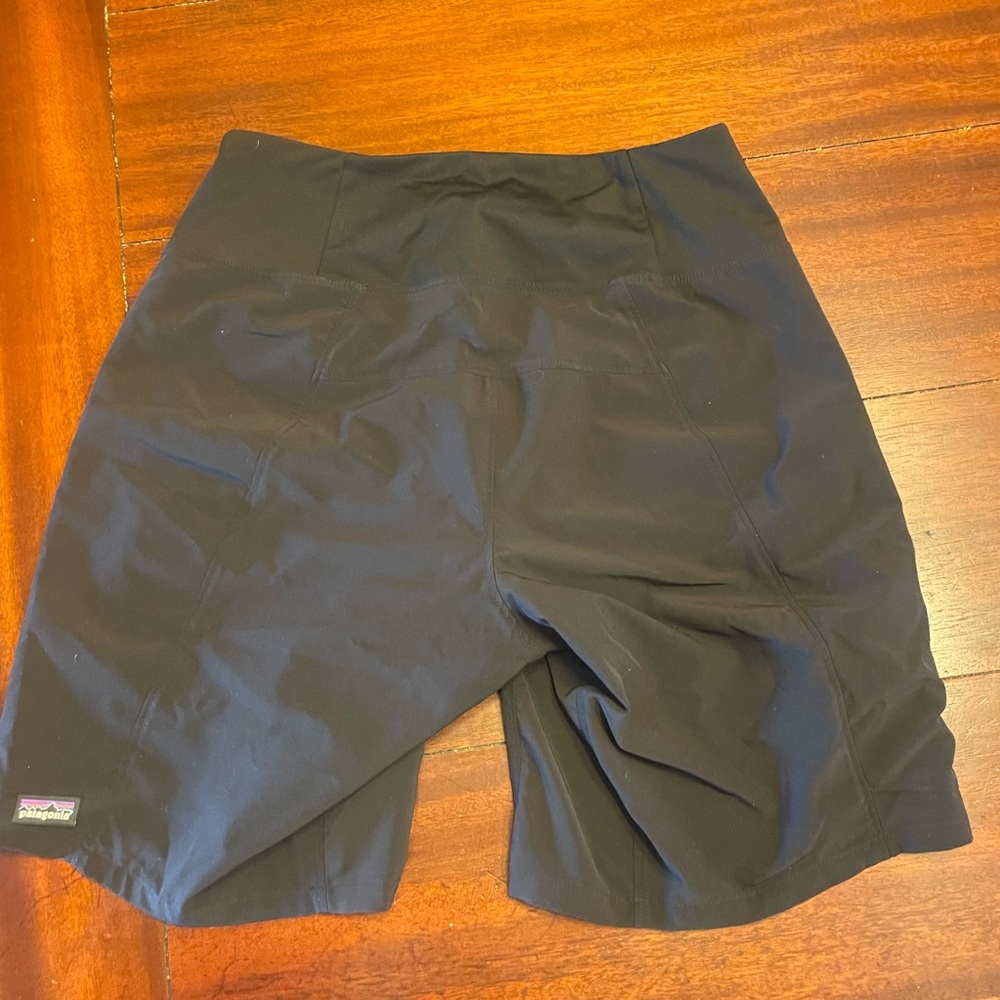 Patagonia Black MTB Shorts - Picture 3 of 4